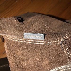 Waterproof brown boot